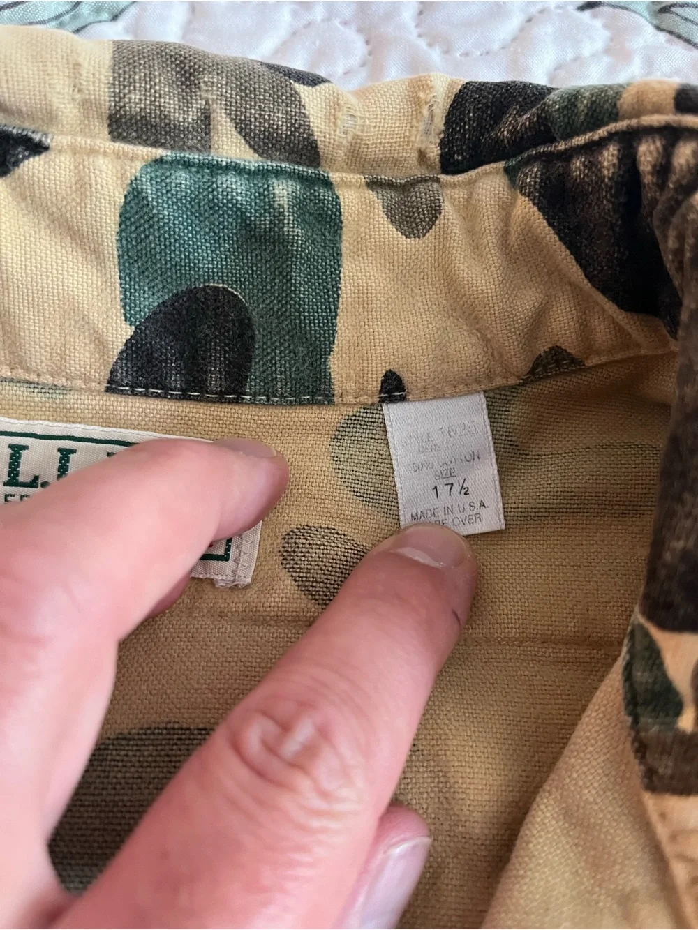 Vintage Men’s 80’s LL Bean Camo Longsleeve Tshirt Size 17 1/2 Made in USA - Picture 3 of 7